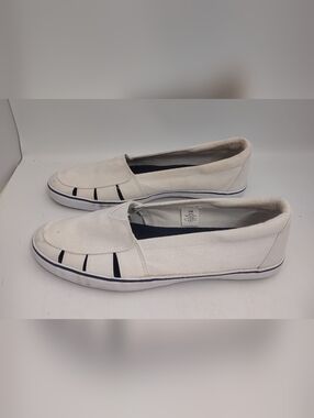 Coral Bay Women’s Captiva Loafers Shoe Flat White Canvas Size 7.5